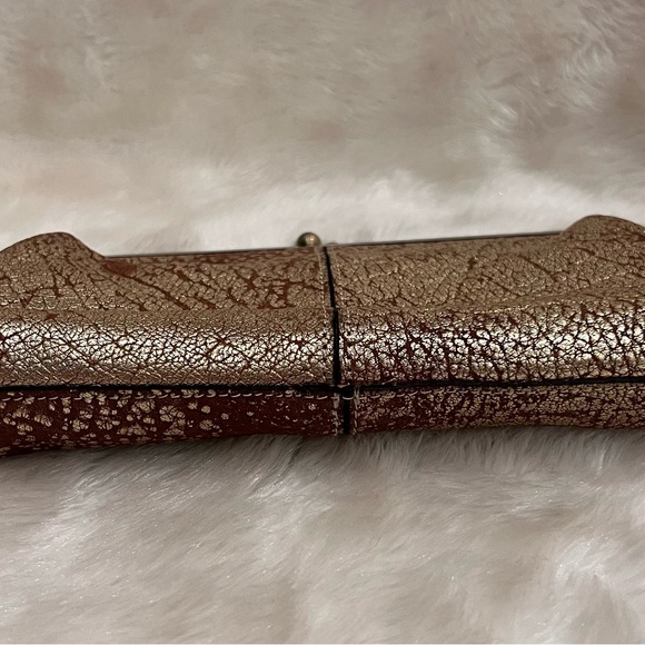 Patricia Nash Gold and Brown Kiss Lock Clutch - Picture 6 of 7